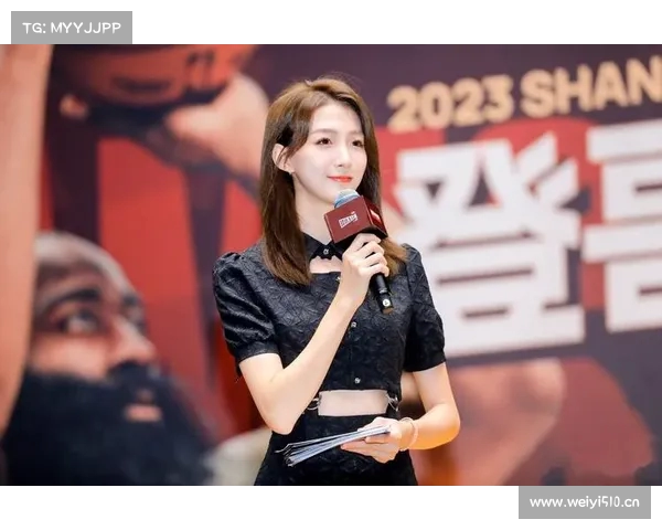 秋童晒与诺天王亲密合照：实现梦想，小牛迷幸运值爆表！(秋童nba)